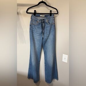 Levi’s Ribcage Bell Jeans